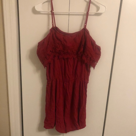 ❗️6 for $20❗️ NWT! Maurices Red Lace Romper - Picture 2 of 5